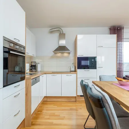 Lovely In Valbandon With Kitchen * Fažana